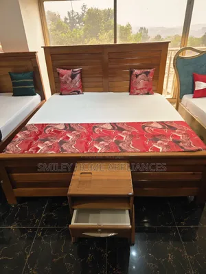 High Quality Imported Master Picec Bedroom 6 by 6 Bed