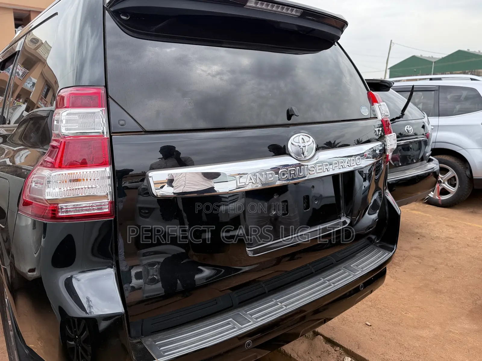 Toyota Land Cruiser Prado 2.8 2017 Black