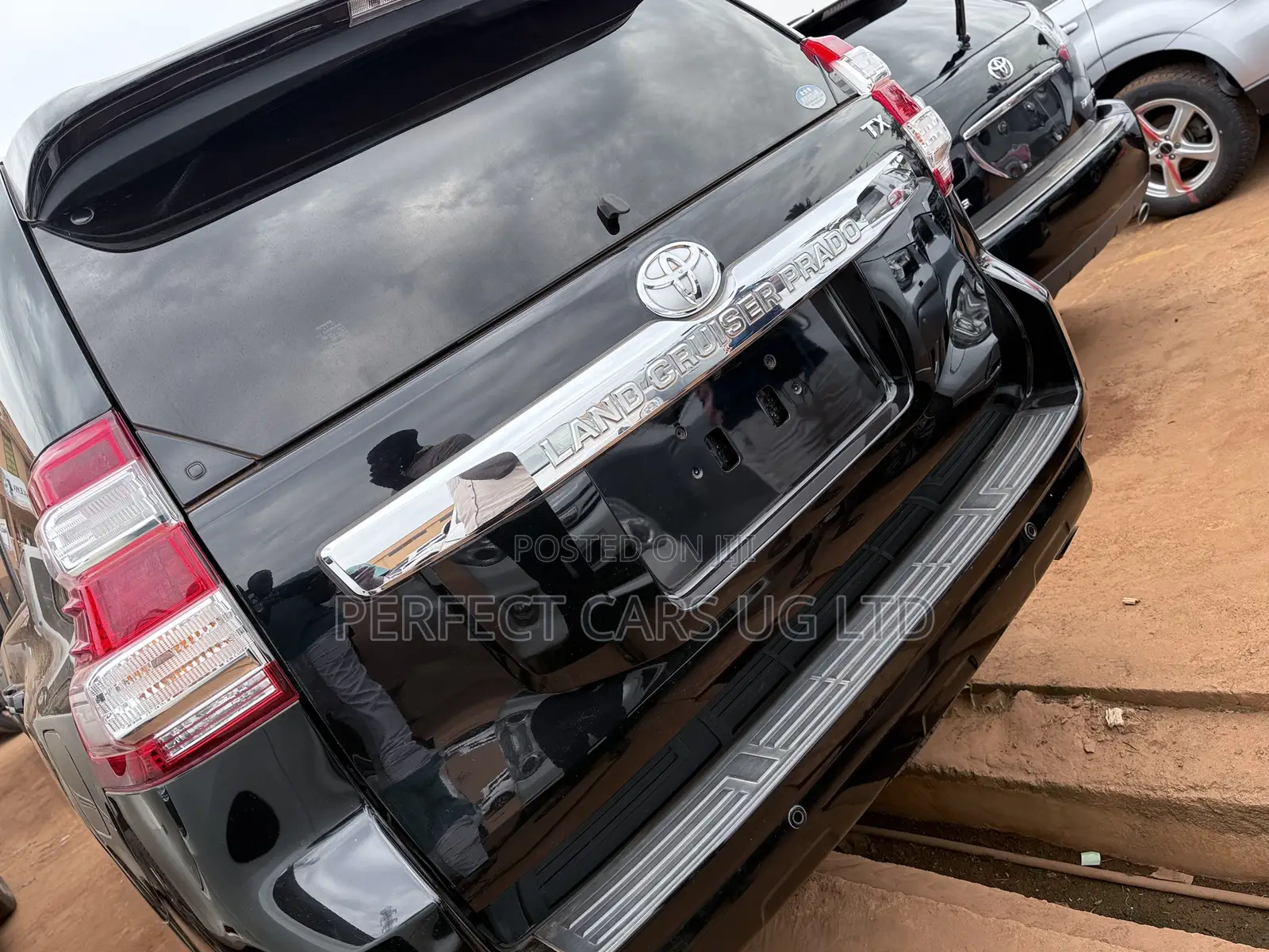 Toyota Land Cruiser Prado 2.8 2017 Black