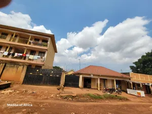 Photo - Hoima Road, Nansana: A House,4 Double Rooms and 3 Shops at 160m