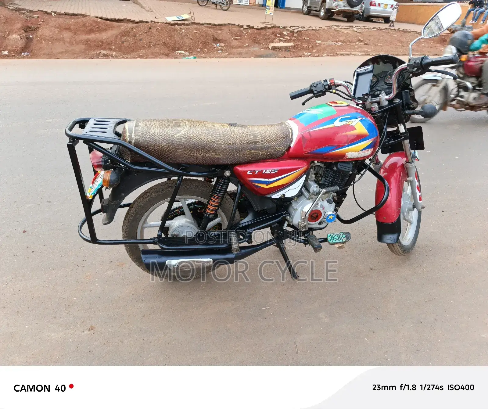 Bajaj Boxer 125 2023 Red