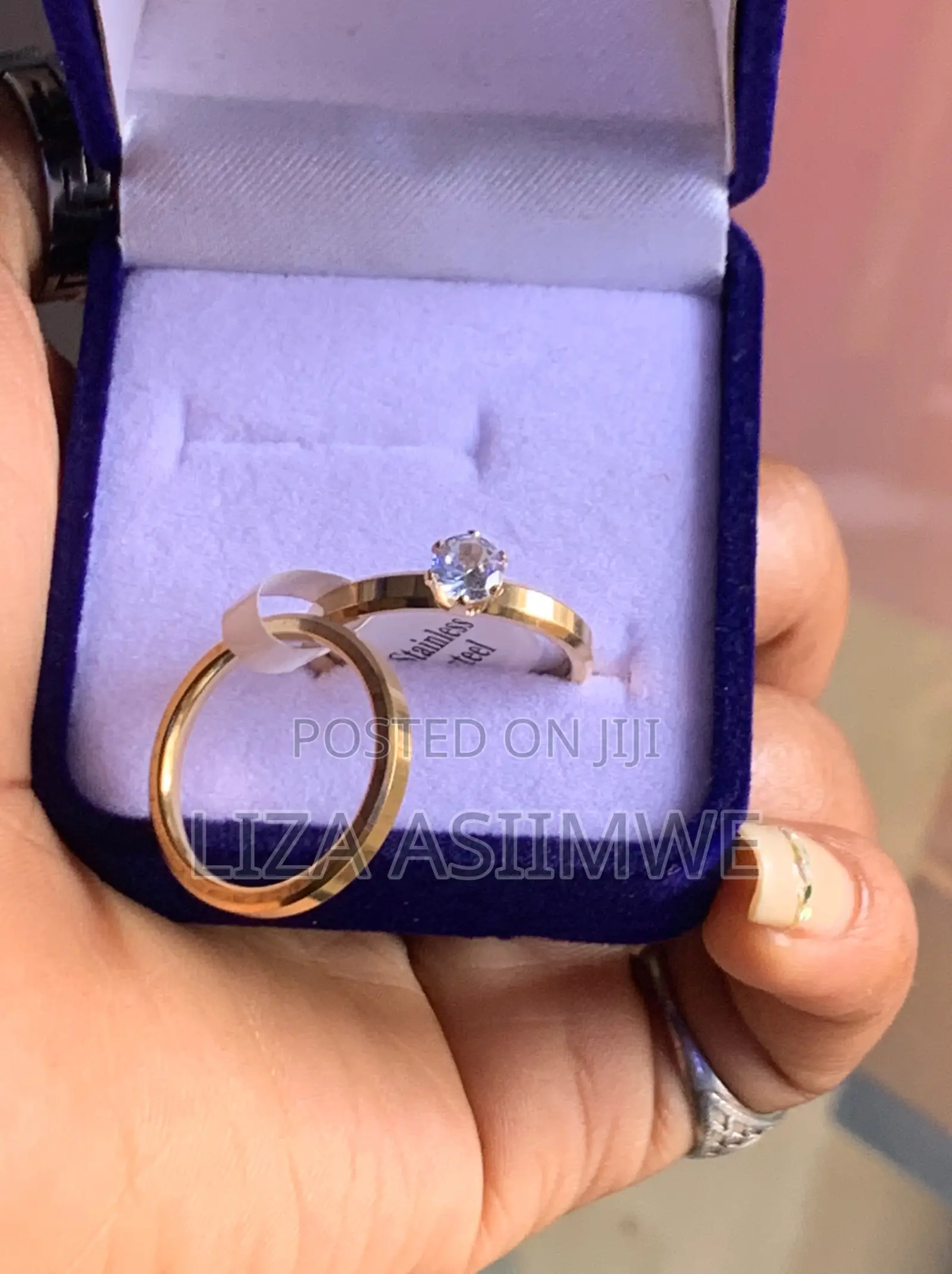 Seal Your Vows: Elegant Gold Wedding Bands Engagement Ring