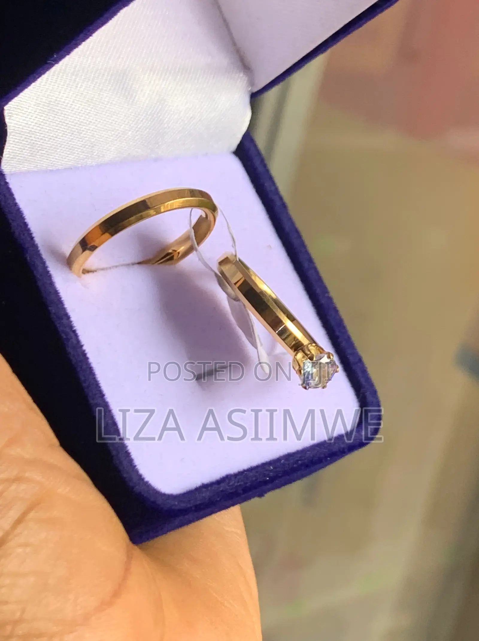 Seal Your Vows: Elegant Gold Wedding Bands Engagement Ring