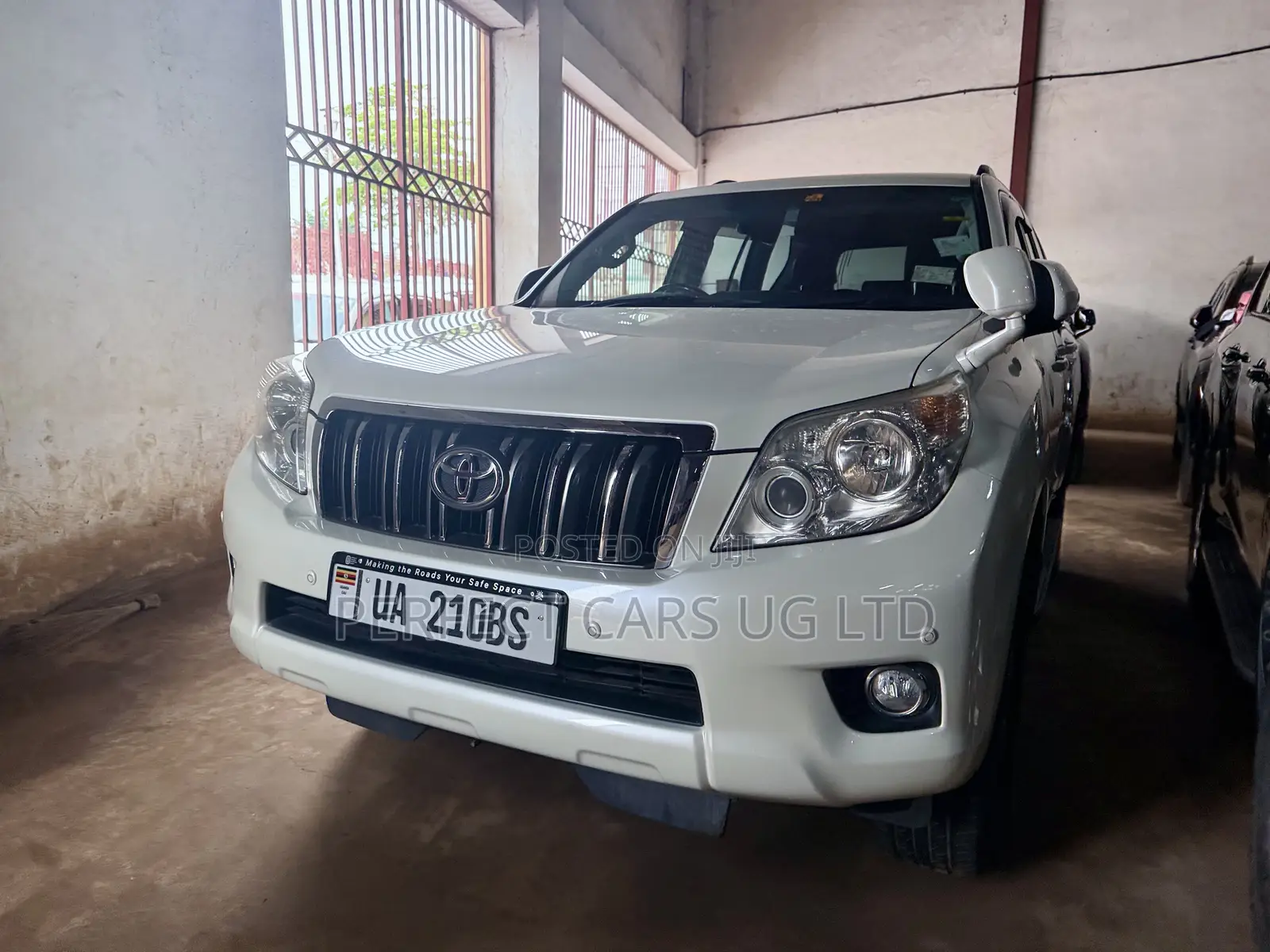 Toyota Land Cruiser Prado 2.7 i 2010 White