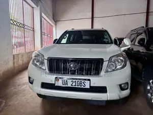 Toyota Land Cruiser Prado 2.7 i 2010 White