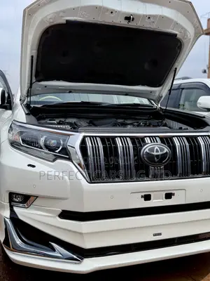 Toyota Land Cruiser Prado 2.8 2018 Off white