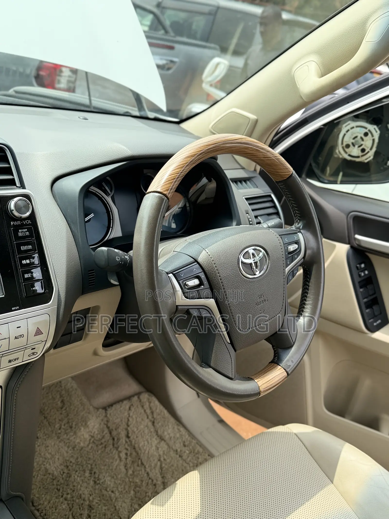 Toyota Land Cruiser Prado 2.8 2018 Off white