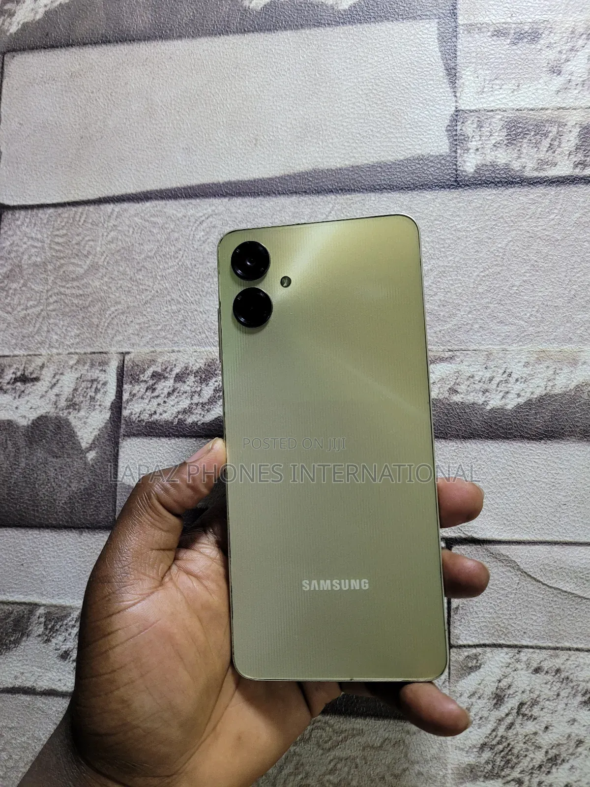 Samsung Galaxy A06 128 GB Gold
