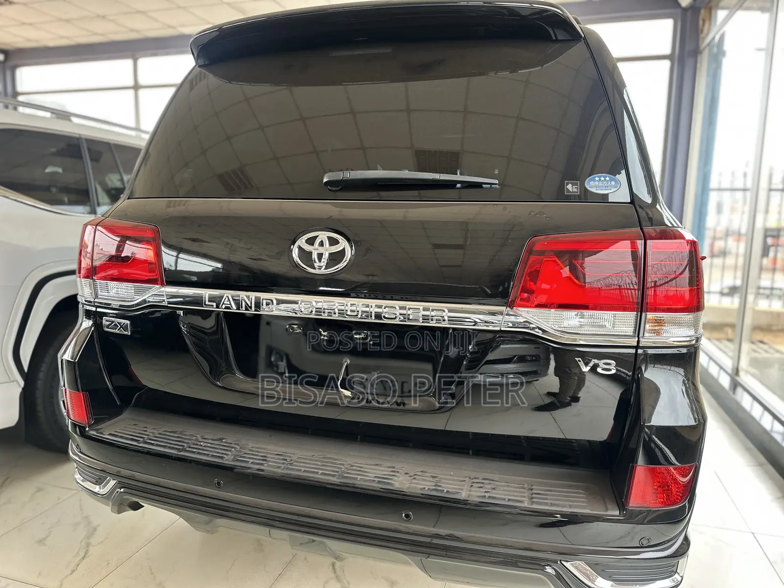 Toyota Land Cruiser 4.6 V8 ZX 2019 Black