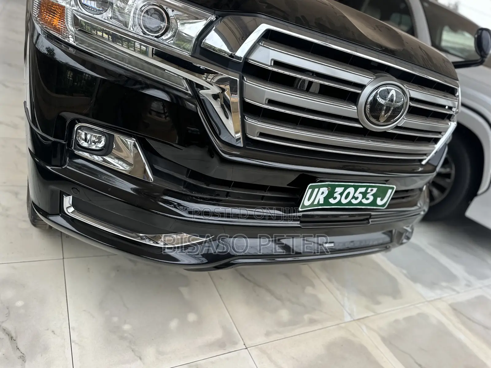 Toyota Land Cruiser 4.6 V8 ZX 2019 Black