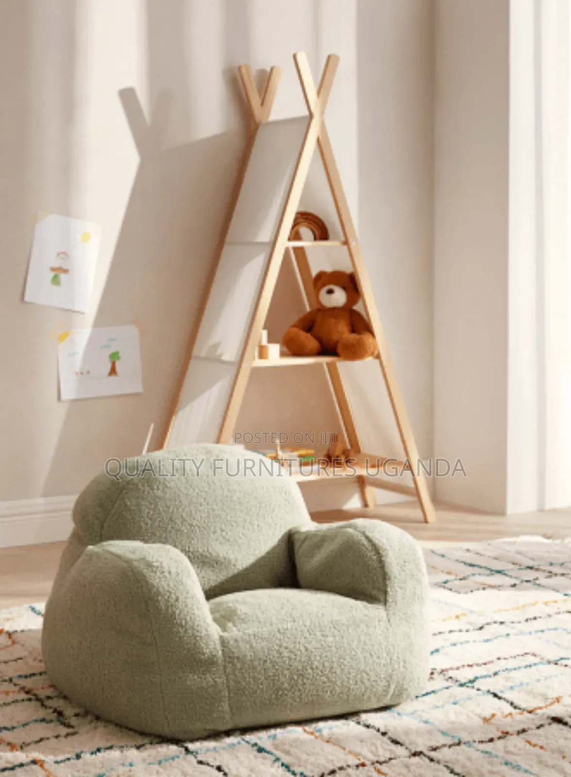 One Sitter Chair/Mordified Seater