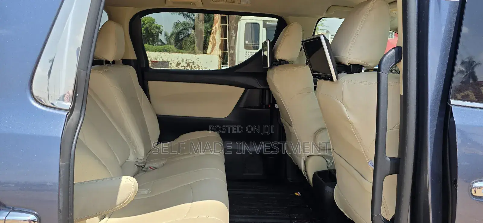 Toyota Alphard 2016 Blue