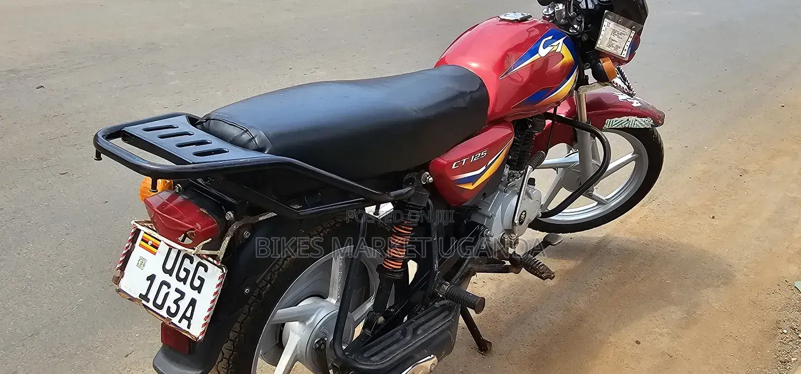 Bajaj Boxer 125 2025 Red