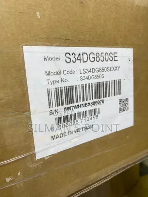 Open Box Samsung 34" Curved Oled G8 Monitor