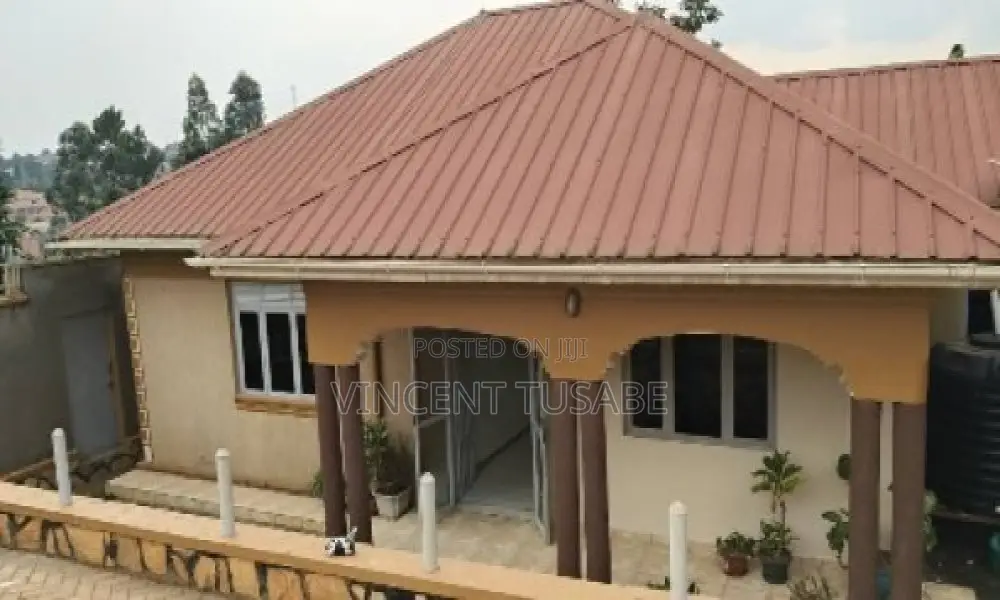 3bdrm Bungalow in Good Sherperd Lane, Goma for rent