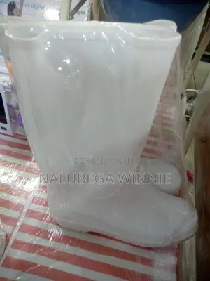 Medical Gum Boats White