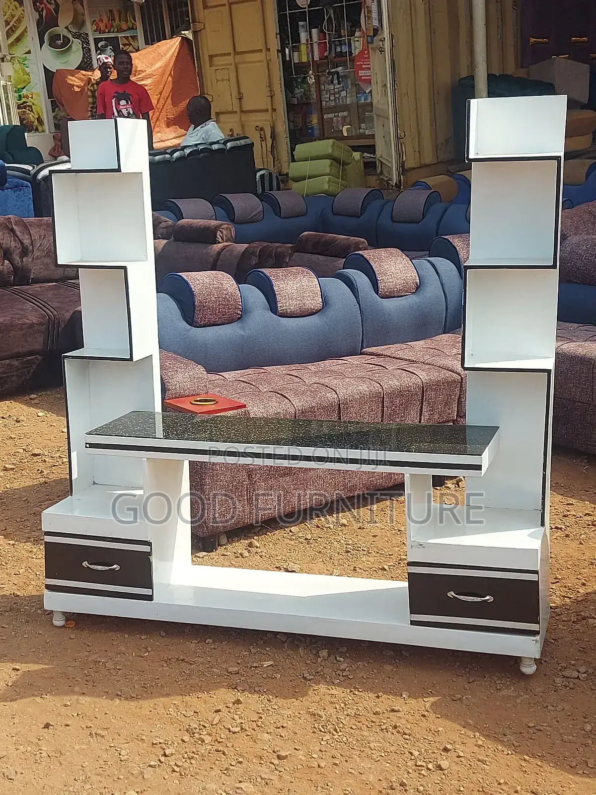 Elegant Two Tower Tv Stand Unit