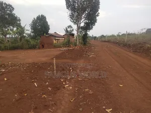 Plot on Sale in Buyegge Kasanje