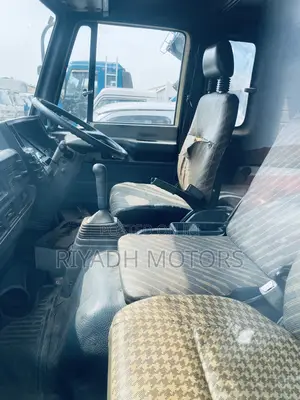 Isuzu Dumper 6he1-1 Engine
