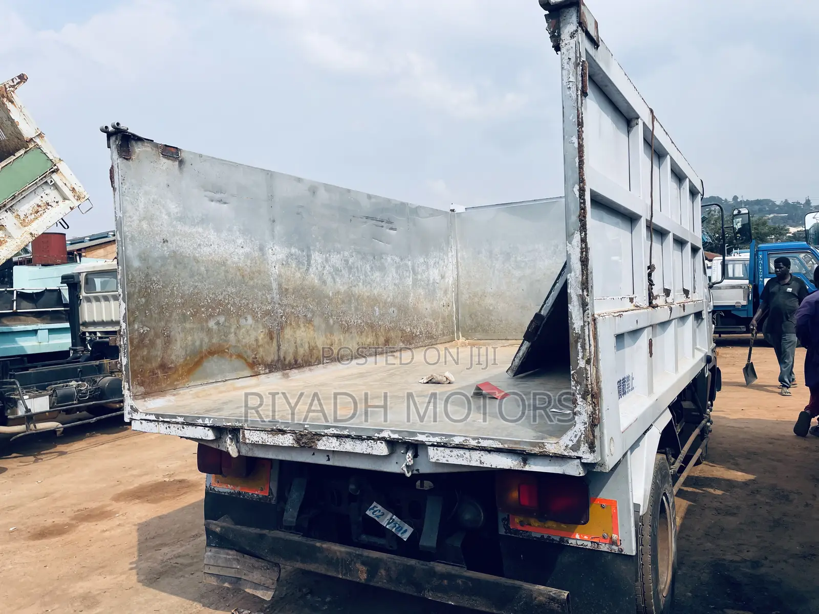 Hino Dumper J08c