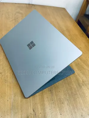 New Laptop Microsoft Surface Pro 3 8GB Intel Core I5 SSD 256GB
