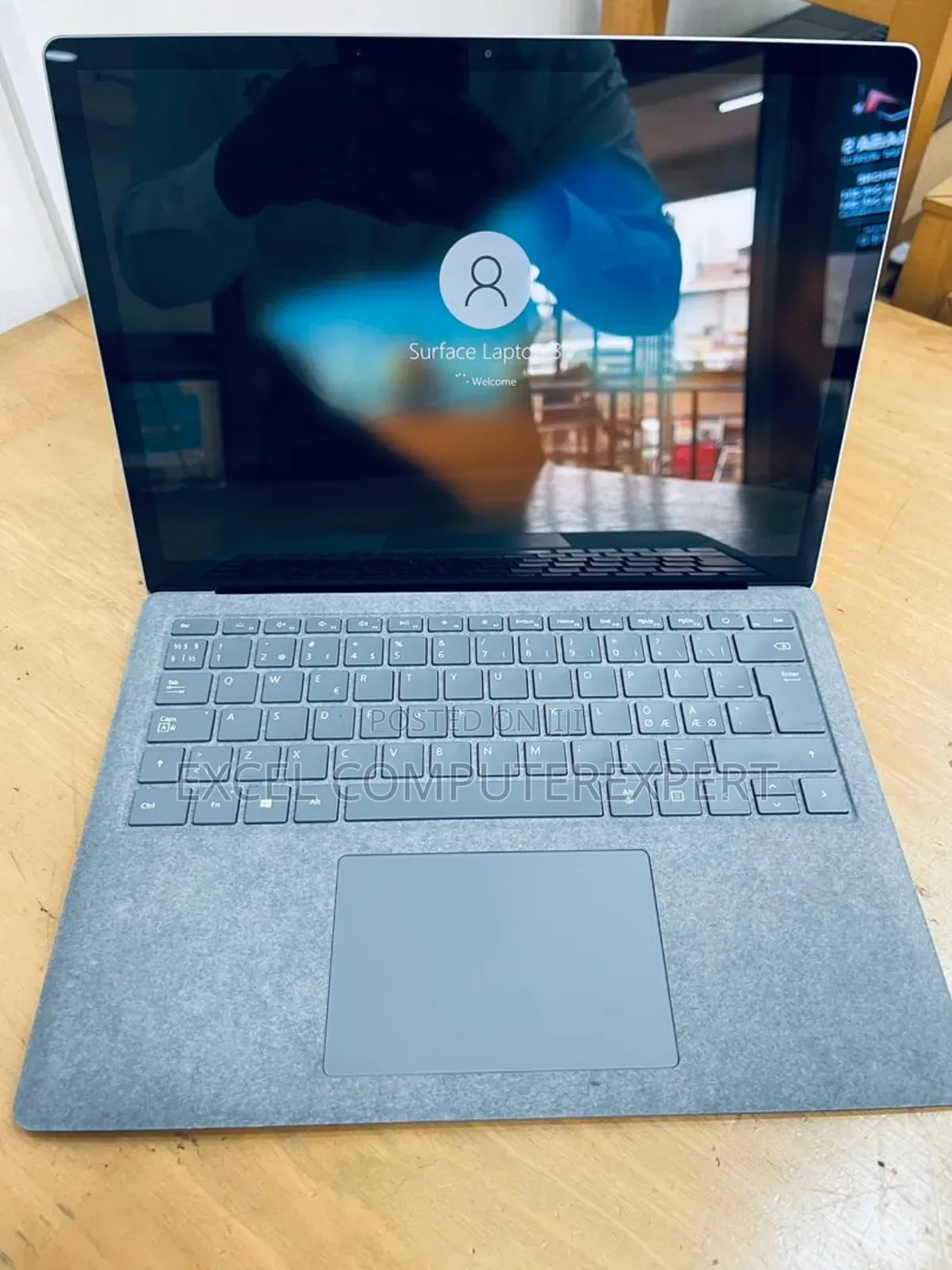 New Laptop Microsoft Surface Pro 3 8GB Intel Core I5 SSD 256GB