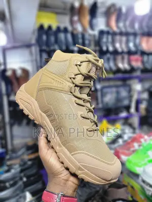 Moon Mini Boots