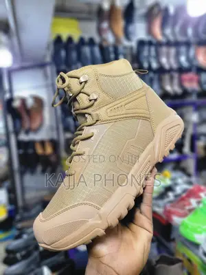 Moon Mini Boots