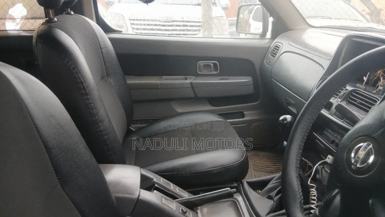 Nissan Hardbody 2000i 2006 White