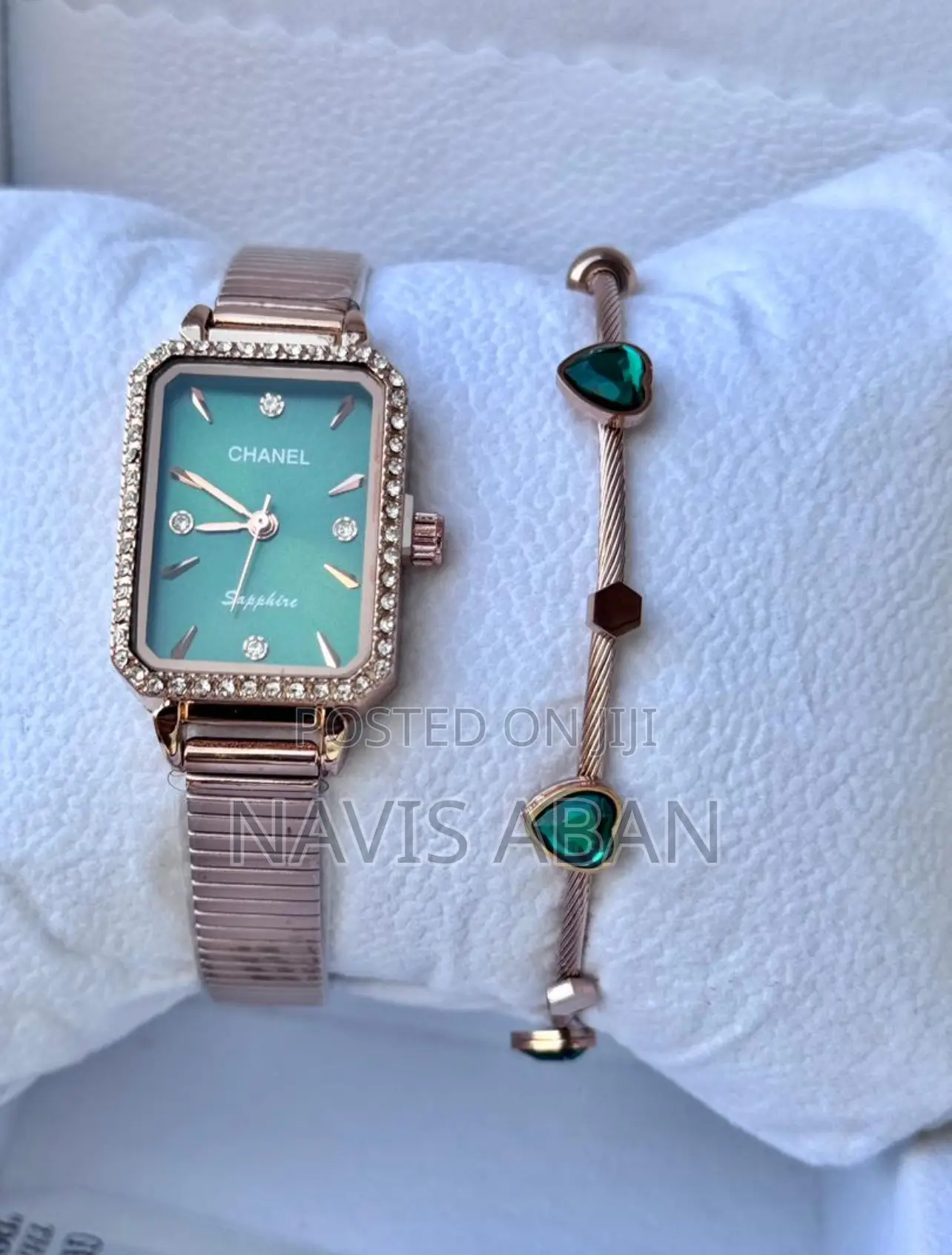 Channel Watch Plus Bracelete