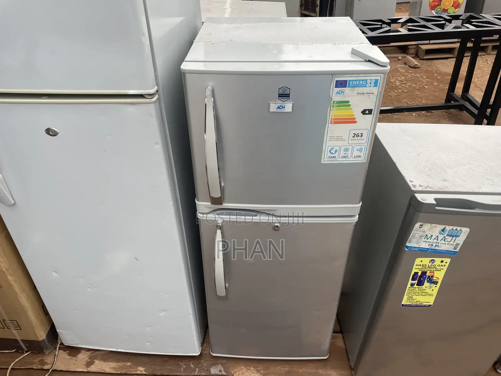 Adh Fridge With No Complications