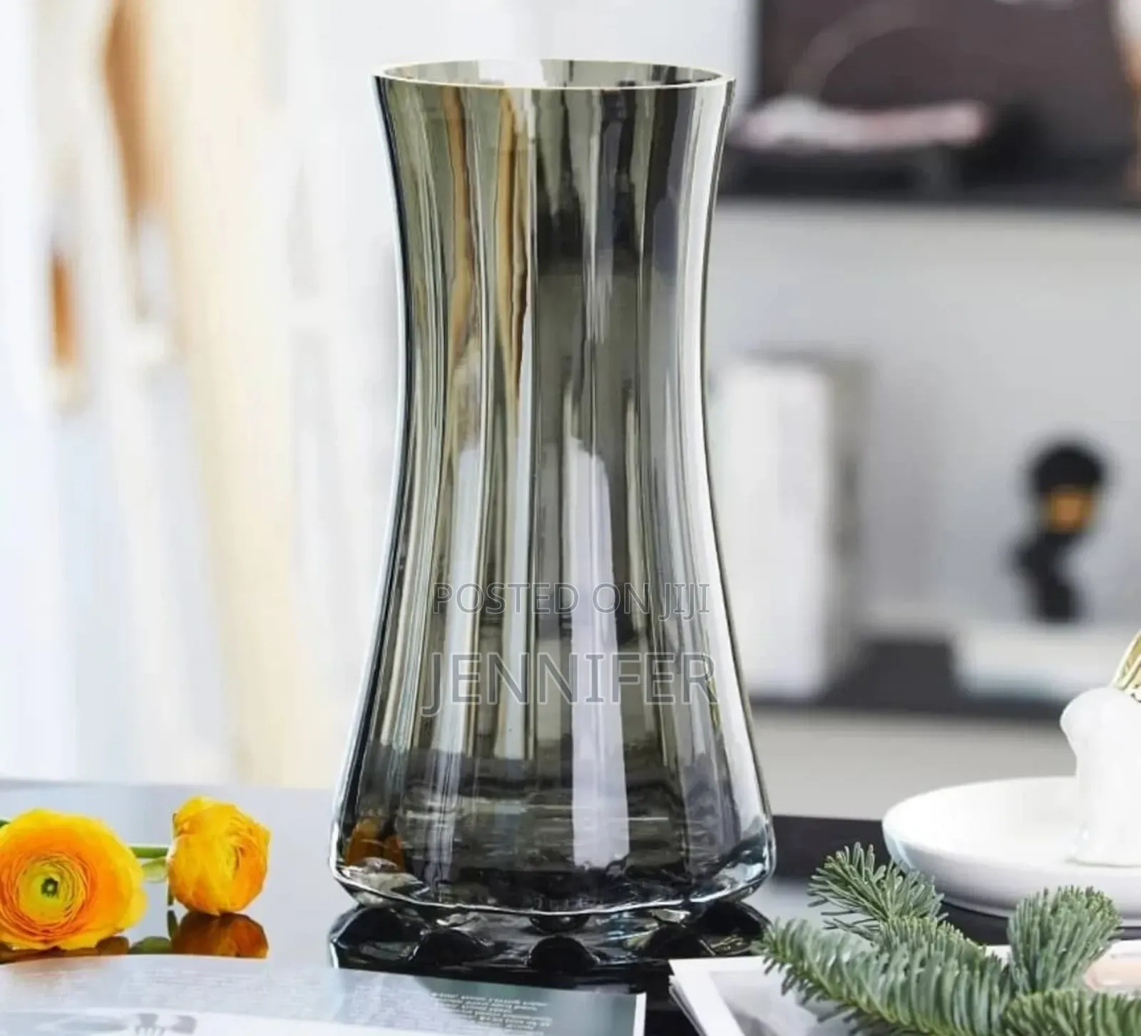 Wide Bottom Glass Flower Vase