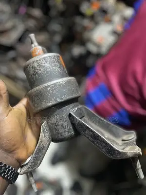 Camry Cross Member Mounting