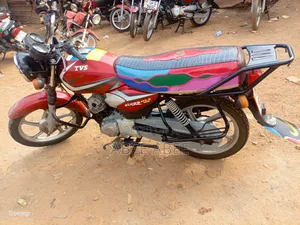 TVS HLX 125 2020 Red