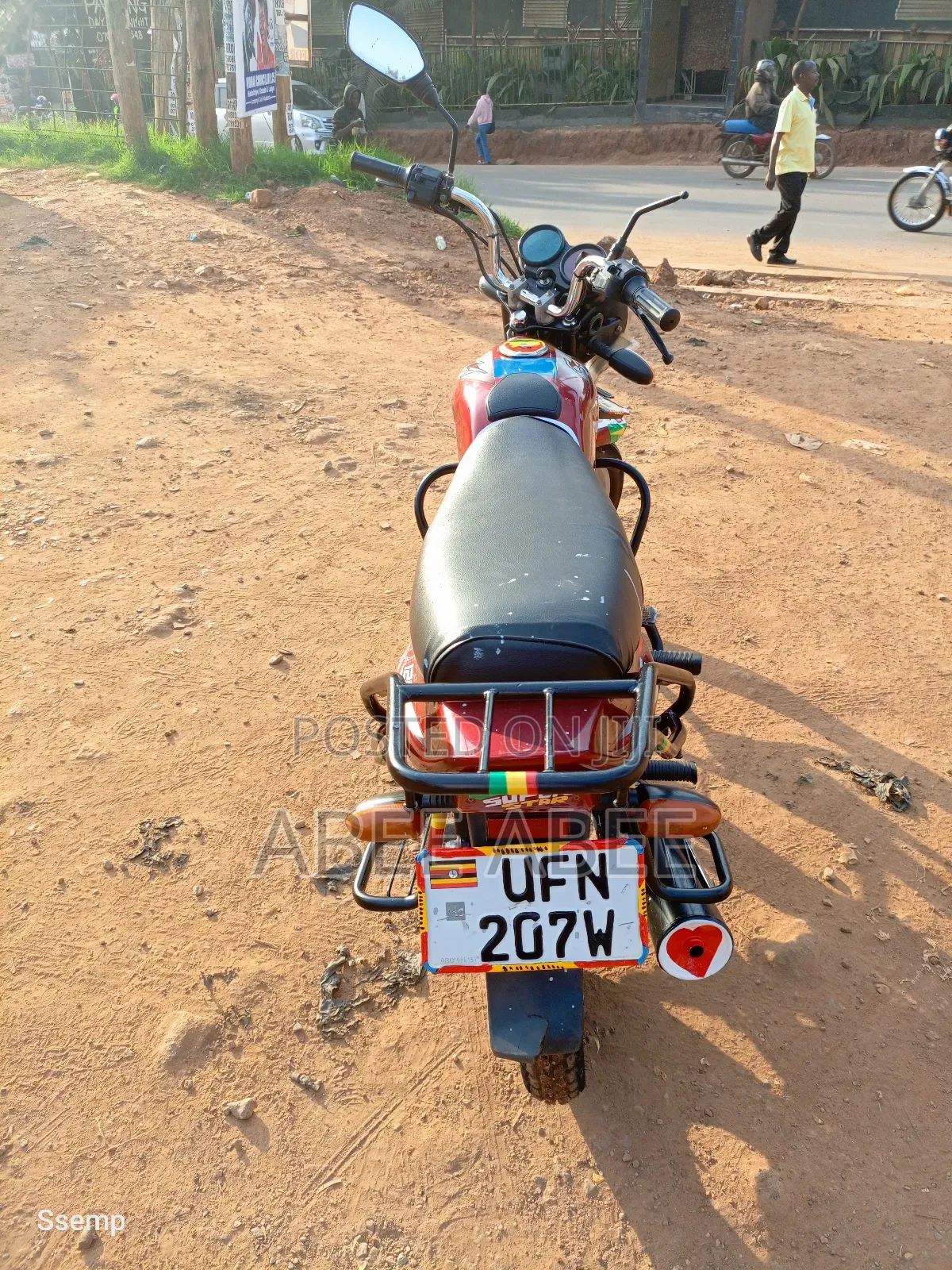 Bajaj Boxer 125 2021 Red