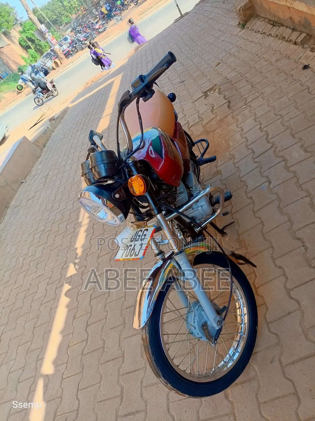 Bajaj Boxer 100 2024 Red
