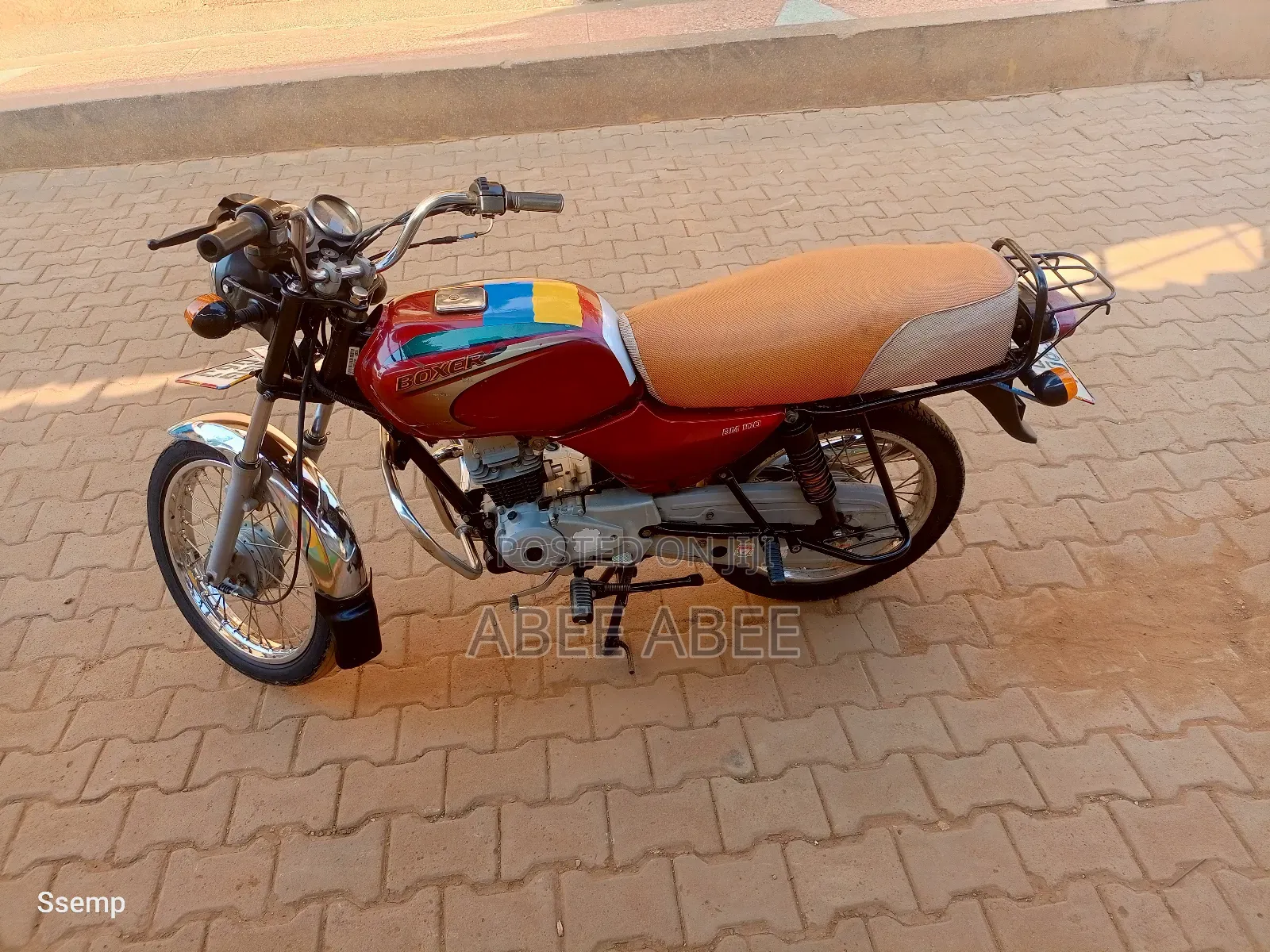 Bajaj Boxer 100 2024 Red