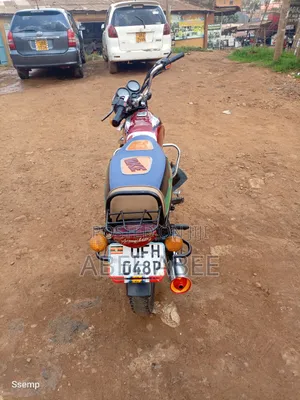 Bajaj Boxer 100 2023 Red