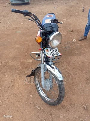 Bajaj Boxer 100 2023 Red