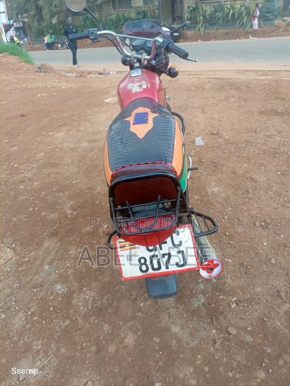 Bajaj Boxer 100 2019 Red