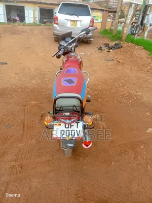 Bajaj Boxer 100 2023 Red