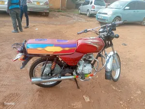 Bajaj Boxer 100 2023 Red