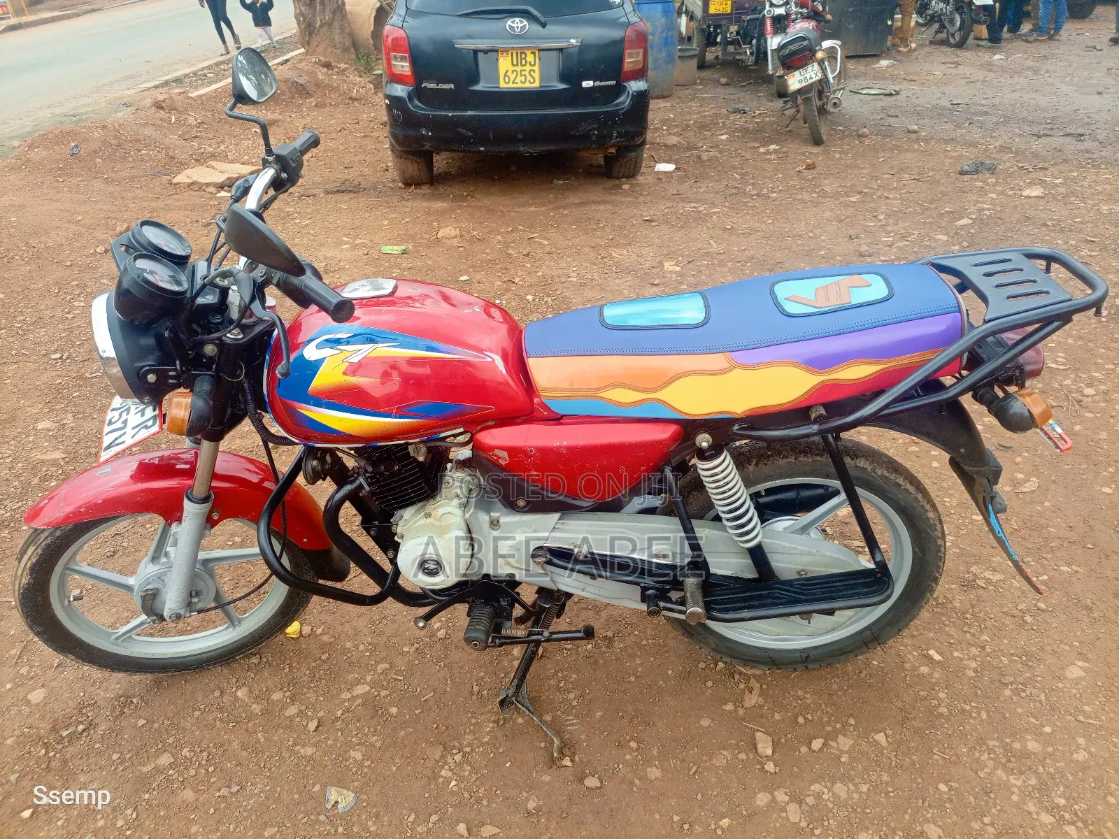 Bajaj Boxer 125 2021 Red