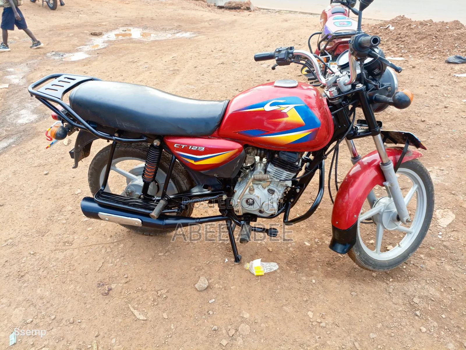 Bajaj Boxer 125 2024 Red