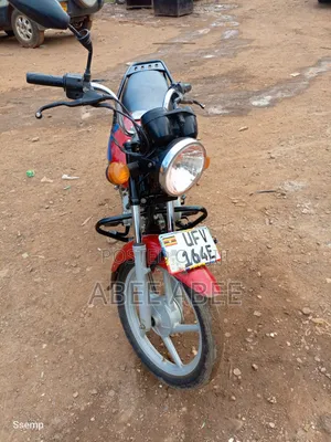 Bajaj Boxer 125 2024 Red