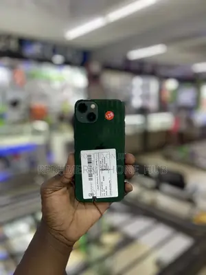 New Apple iPhone 13 128 GB Green