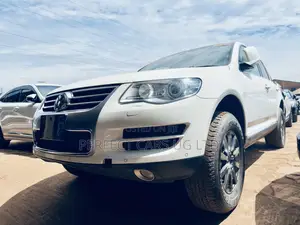 Volkswagen Touareg V6 TDI 2010 Pearl