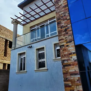 6bdrm Mansion in Kira for rent