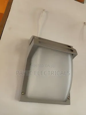 Air Star Waterproof Outdoor Lamp