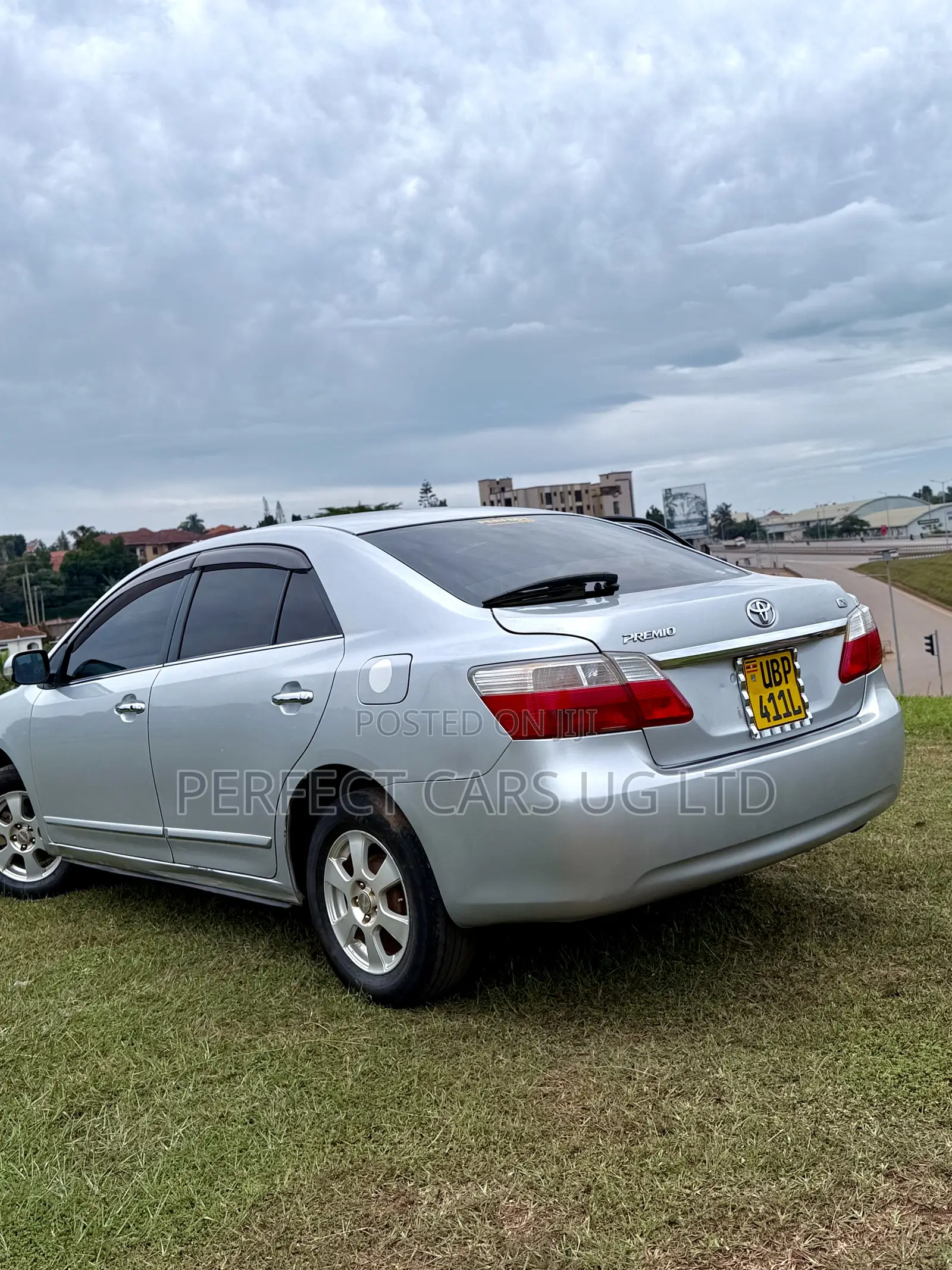 Toyota Premio 1.8 AWD 2009 Silver